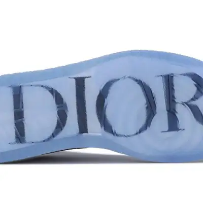 Air Jordan 1 Low x Dior ‘White Grey’