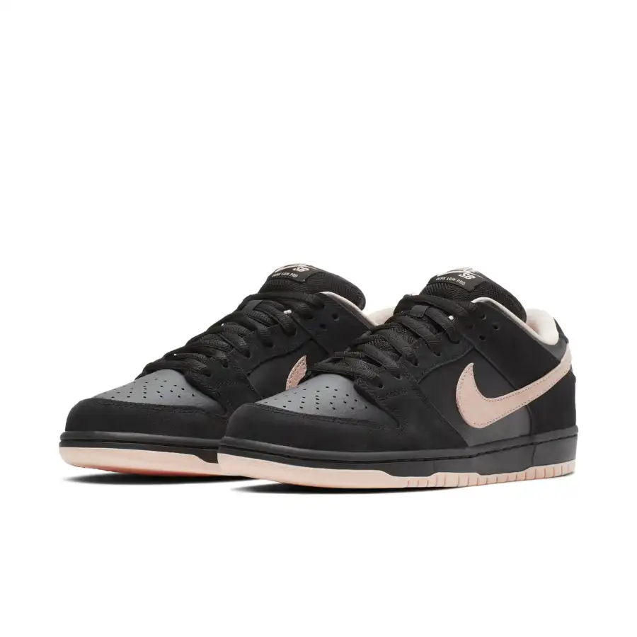Nike SB Dunk Low ‘Black Coral’