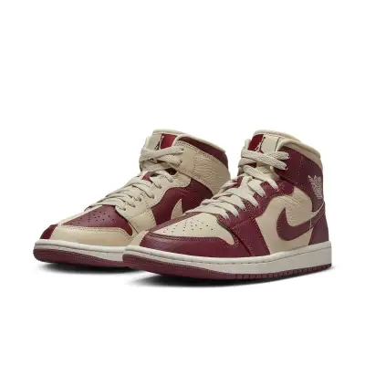 Air Jordan 1 Mid SE ‘Split – Beach Cherrywood’