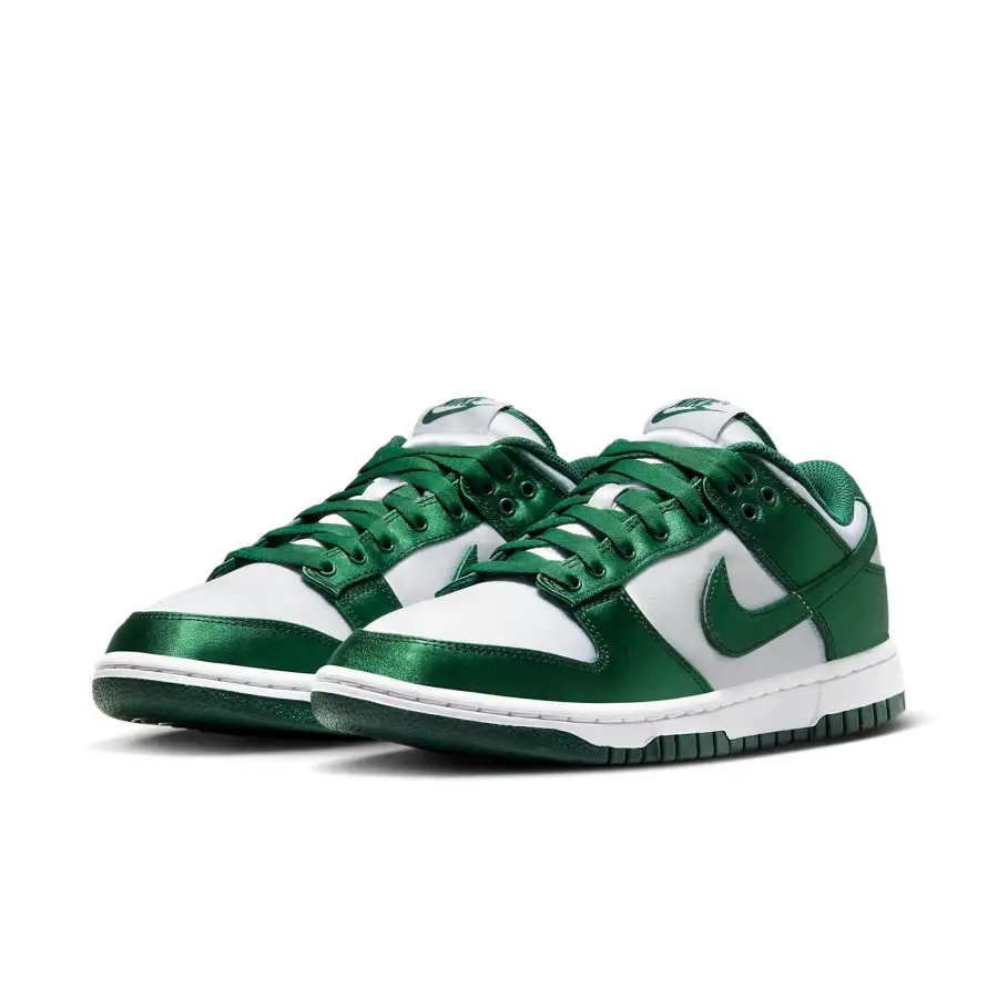 Nike Dunk Low ‘Satin Green’