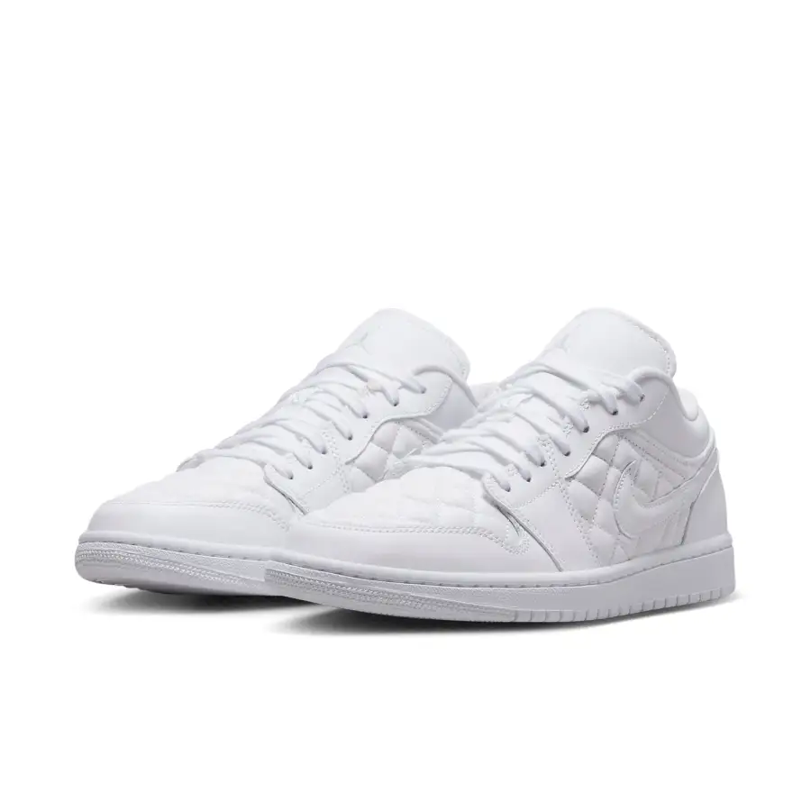 Air Jordan 1 Low ‘Triple White Quilted’