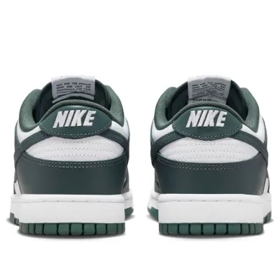 Nike Dunk Low ‘Vintage Green’
