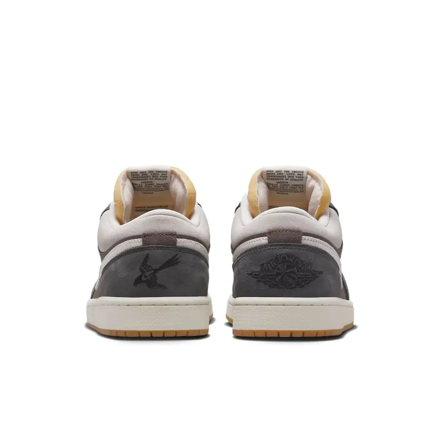 Air Jordan 1 Low ‘SNKRS Day Korea’