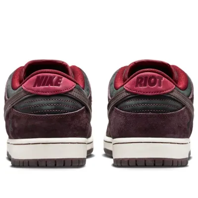 Nike x Riot Skateshop SB Dunk Low ‘Mahogany Dark Beetroot’