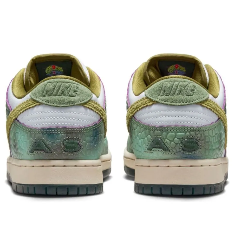 Nike x Alexis Sablone SB Dunk Low ‘Chameleon’