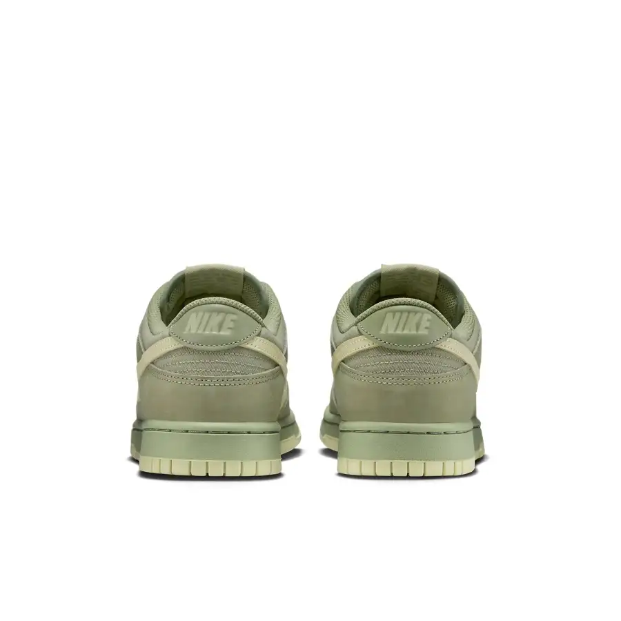 Nike Dunk Low Premium ‘Oil Green’