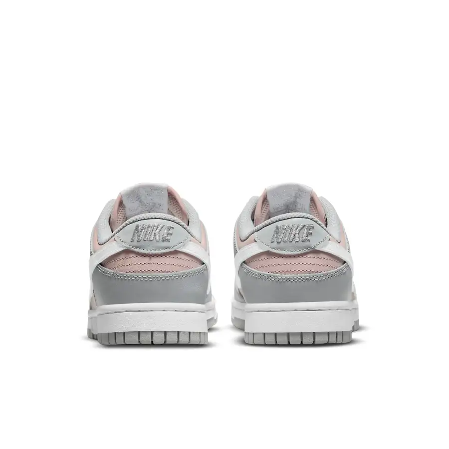 Nike Dunk Low ‘Soft Grey Pink’
