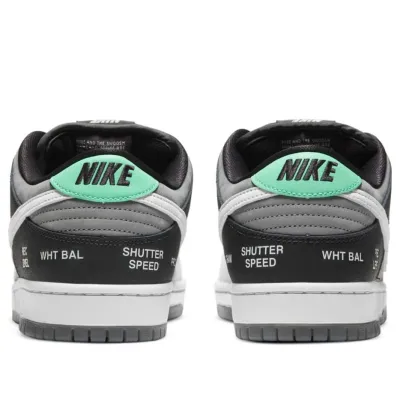 Nike SB Dunk Low ‘Camcorder’