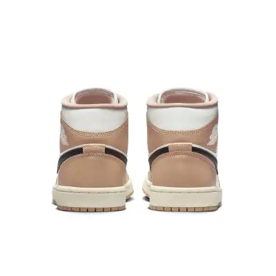 Air Jordan 1 Mid ‘Desert’