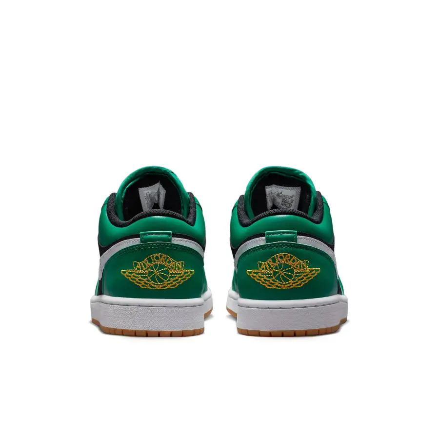 Air Jordan 1 Low SE ‘Christmas’