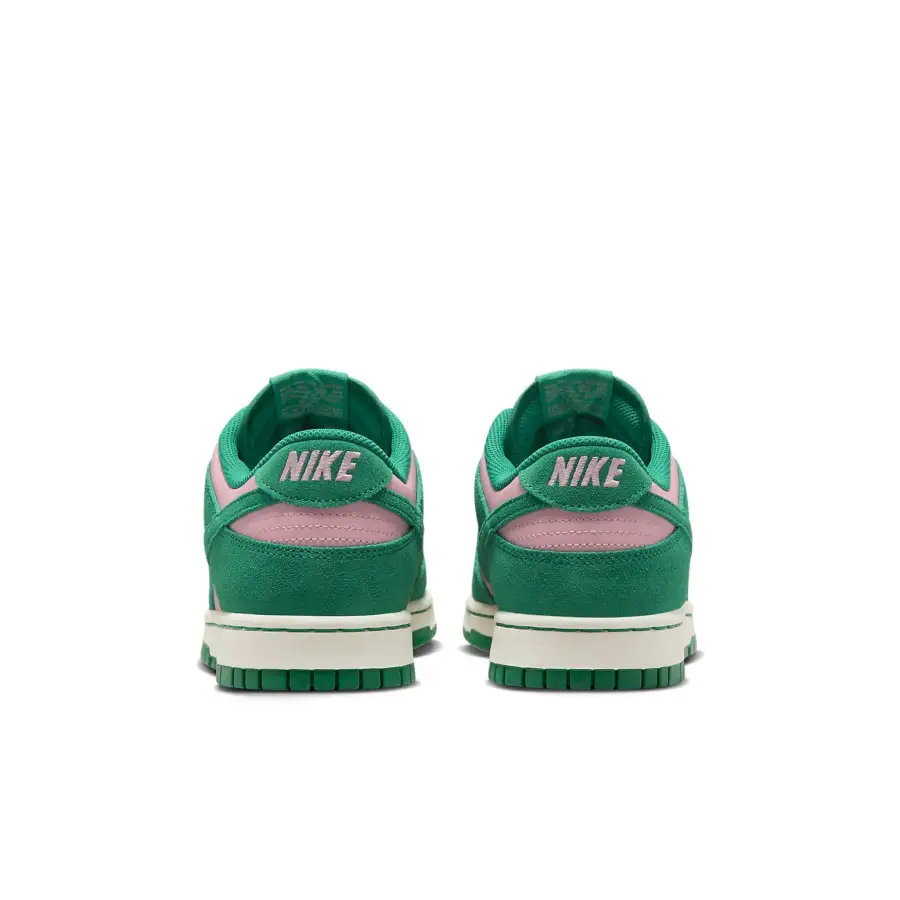Nike Dunk Low SE ‘Malachite Medium Soft Pink’