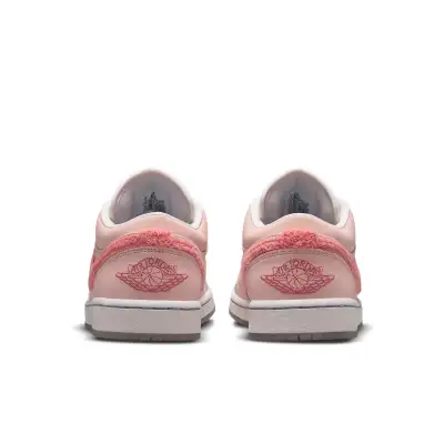 Air Jordan 1 Low SE ‘Mighty Swooshers’