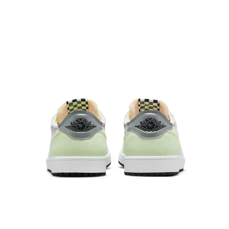 Air Jordan 1 Low OG ‘White Ghost Green’