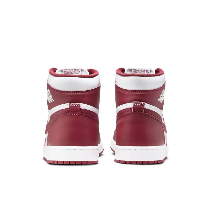 Air Jordan 1 Retro High OG ‘White Team Red’