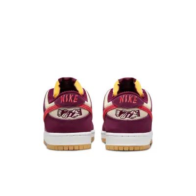 Nike SB Dunk Low ‘Summit White Barely Rose University Red’