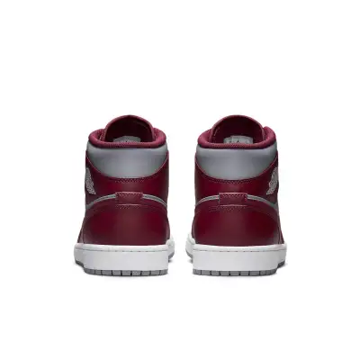 Air Jordan 1 Mid ‘Cherrywood Red’