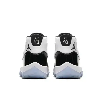 Air Jordan 11 Retro ‘Concord’