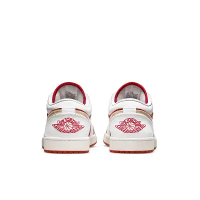 Air Jordan 1 Low SE ‘Spades’