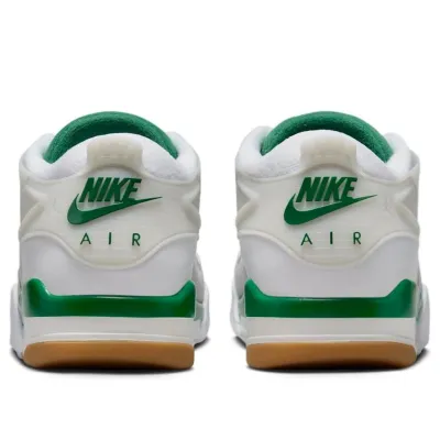 Air Jordan 4 RM ‘Pine Green’