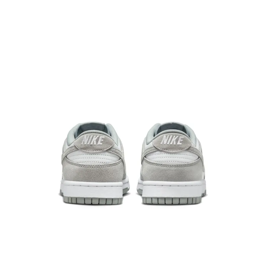 Nike Dunk Low SE ‘Light Pumice’