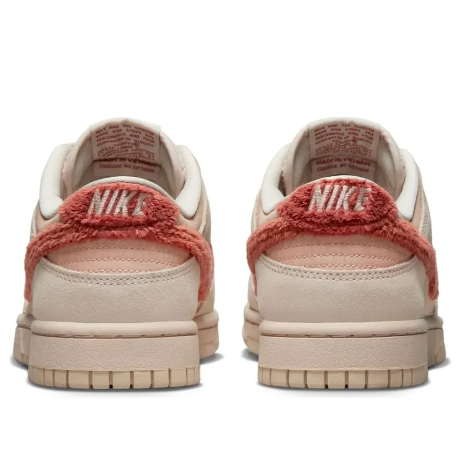 Nike Dunk Low ‘Terry Swoosh’