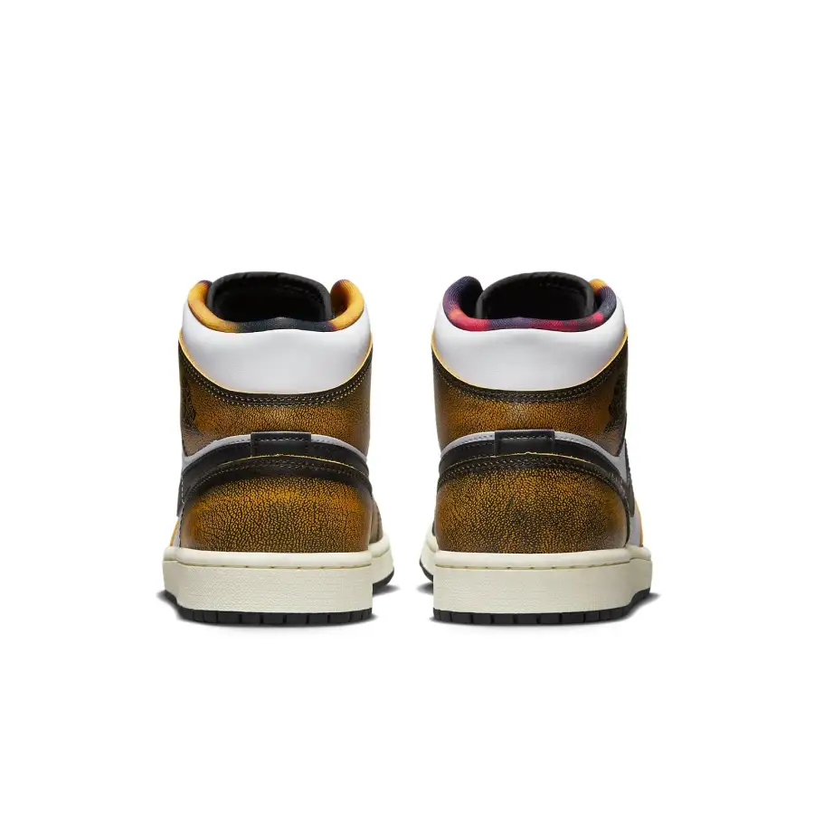 Air Jordan 1 Mid SE ‘Wear-Away – Taxi’