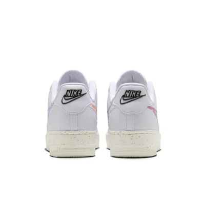 Nike Air Force 1 07 LX ‘Neon Paint’