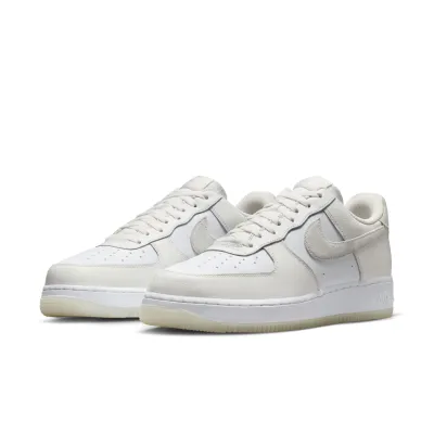 Nike Air Force 1 ’07 LV8 ‘Summit White Phantom’