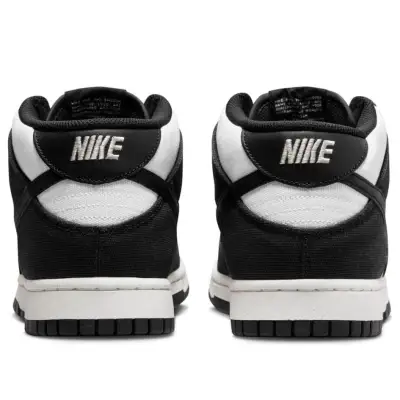 Nike Dunk Mid ‘Panda’