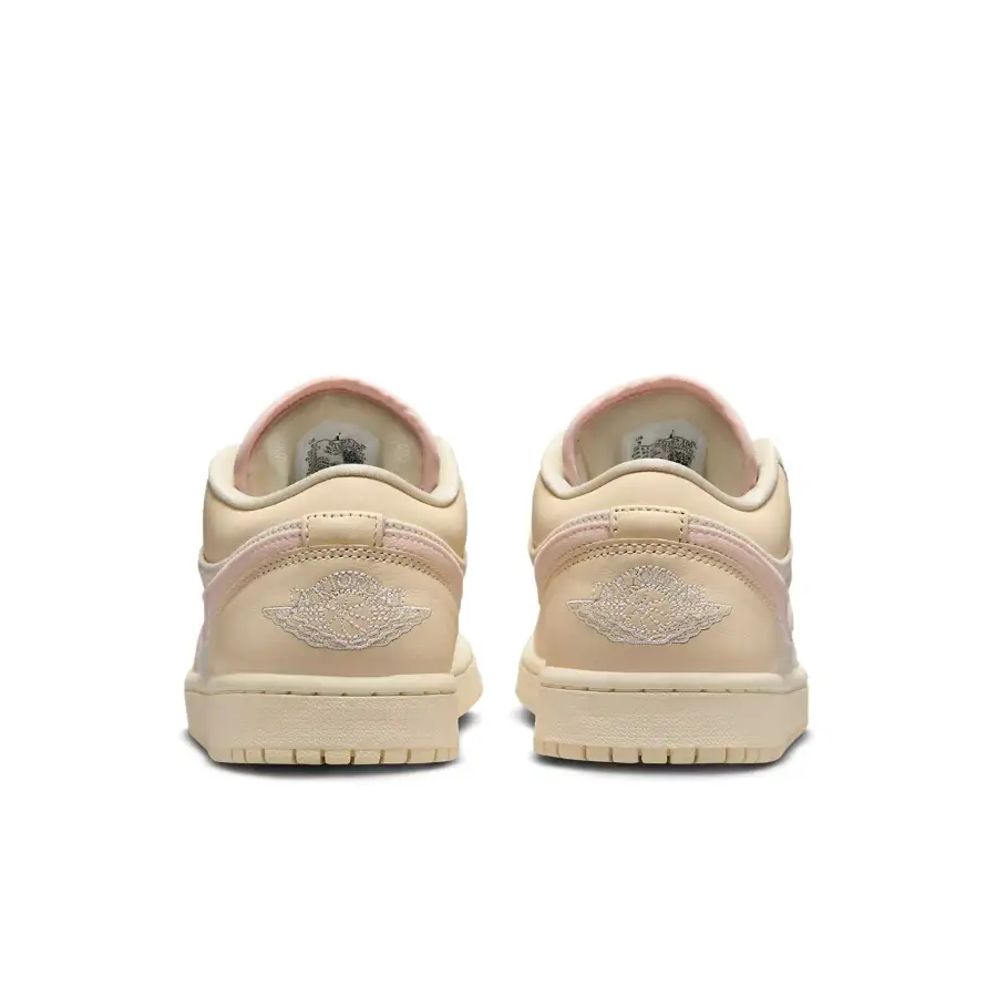 Air Jordan 1 Low SE ‘Linen Legend Pink’