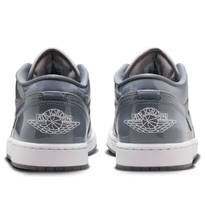 Air Jordan 1 Low SE ‘Medium Grey Cool Grey White’