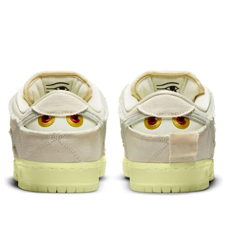 Nike SB Dunk Low ‘Mummy’