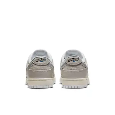 Nike Dunk Low SE ‘Metallic Silver’