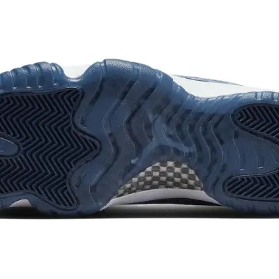 Air Jordan 11 Retro ‘Midnight Navy Velvet’