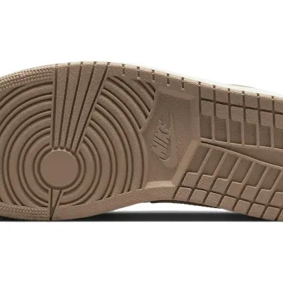 Air Jordan 1 Low ‘Desert’