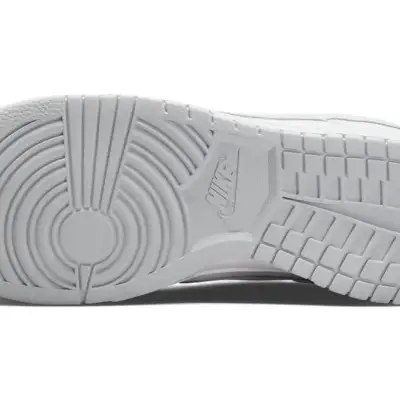 Nike Dunk Low Retro ‘White Pure Platinum’