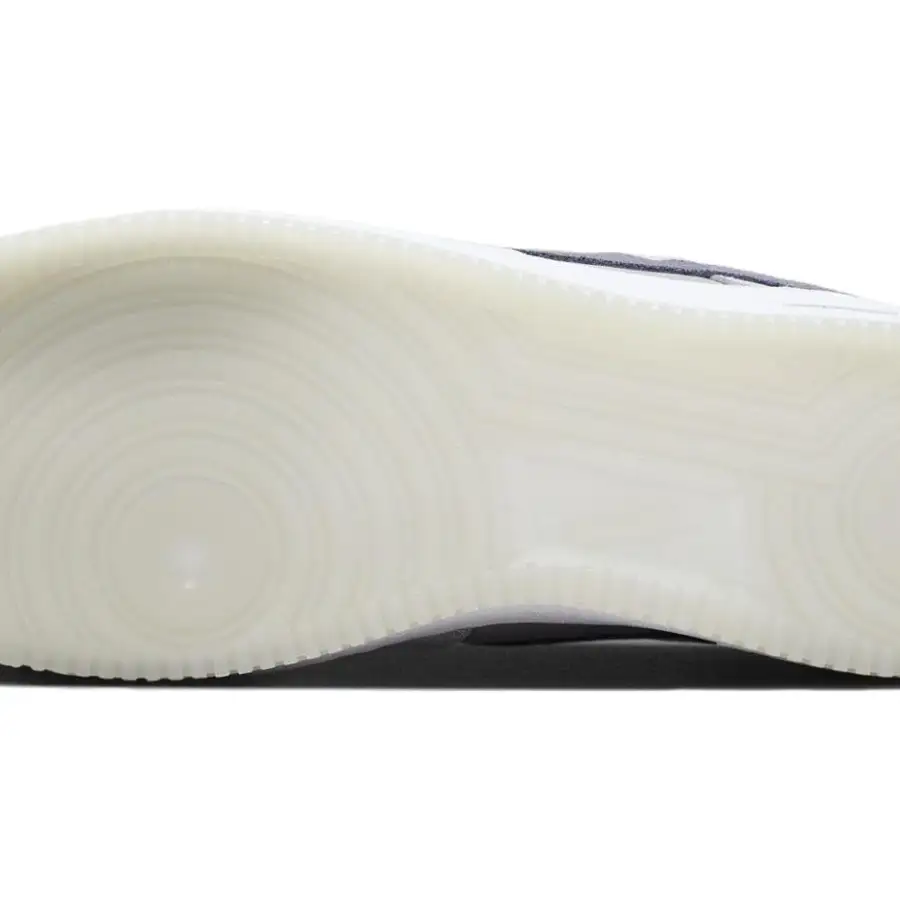 Nike Air Force 1 ’07 LV8 ‘Pure Platinum Light Carbon’