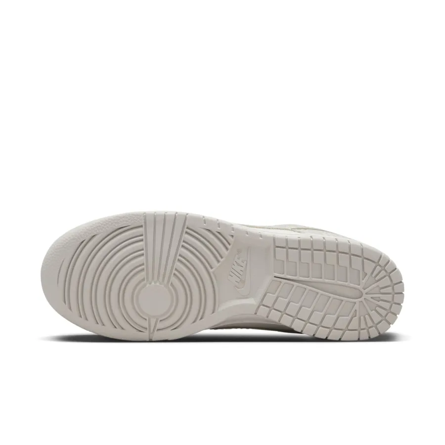 Nike Dunk Low Safari ‘Light Smoke’