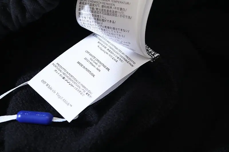 OFF-WHITE Black and White Short