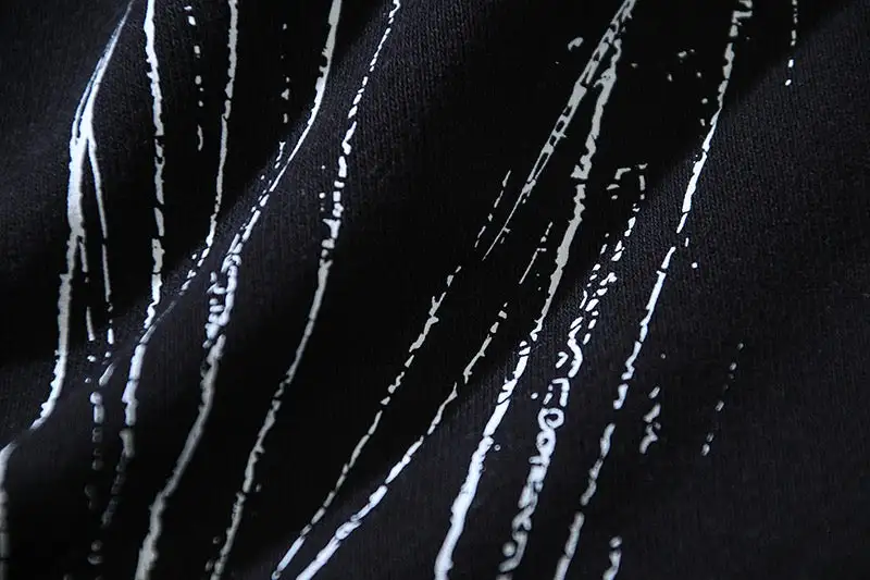 OFF-WHITE Black and White Short