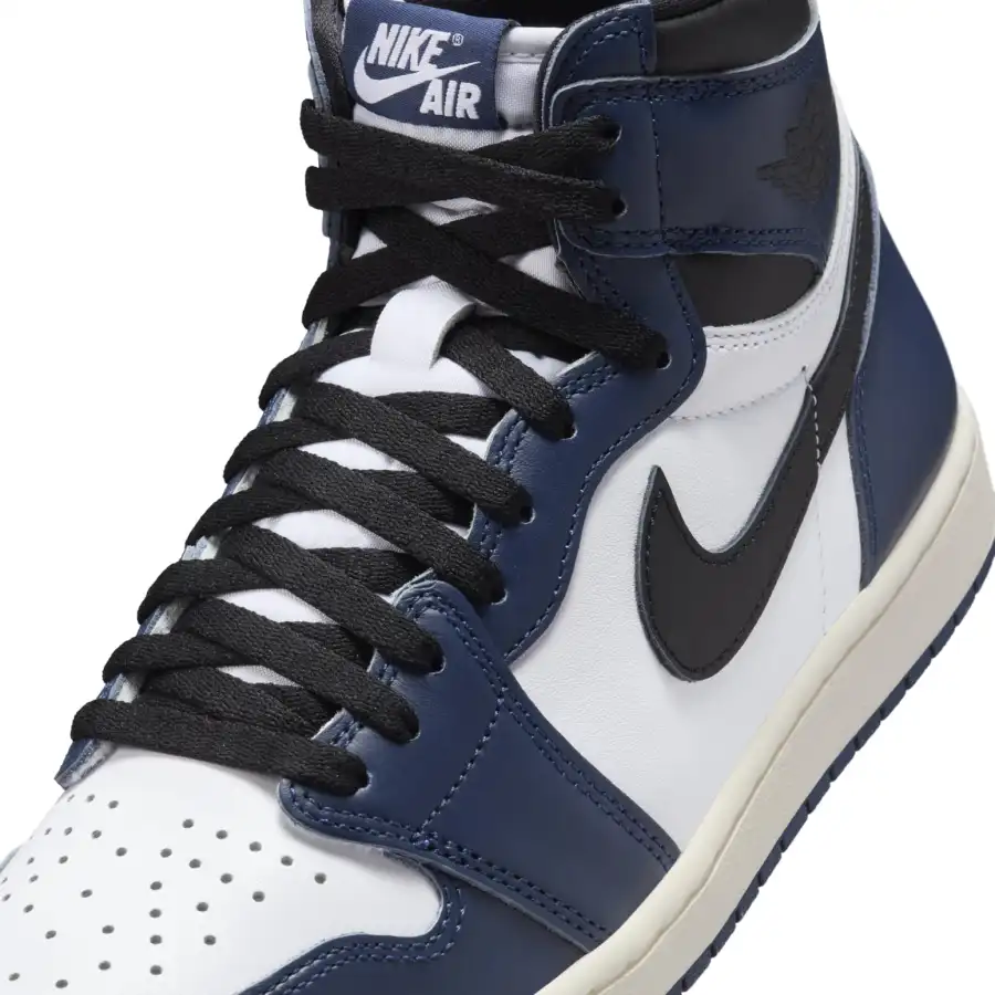 Air Jordan 1 Retro High OG ‘Midnight Navy’