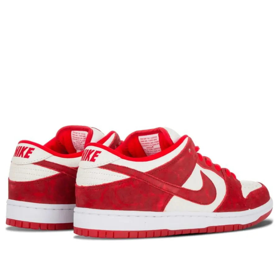 Nike SB Dunk Low Premium ‘Valentines Day’