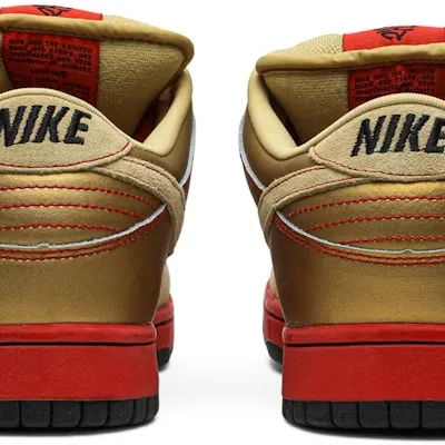 Nike SB Dunk Low Pro ‘Money Cat’