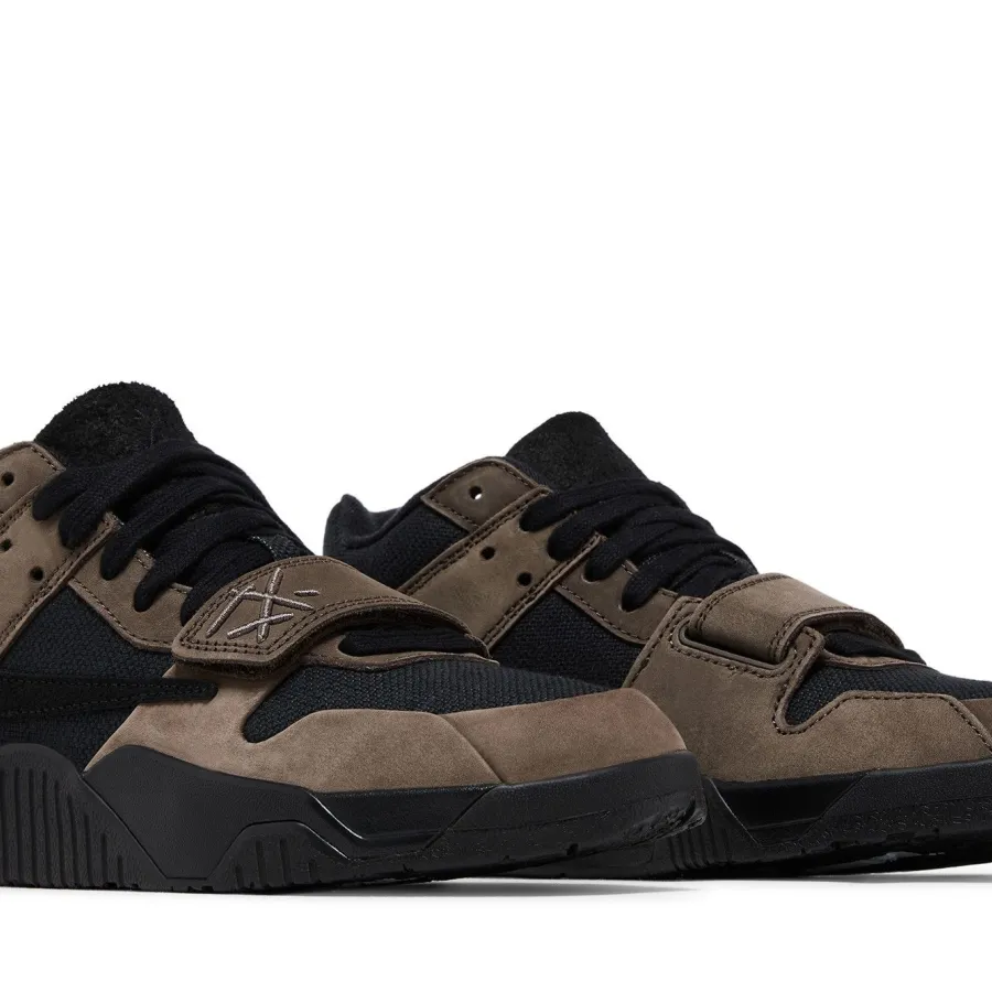 Travis Scott x Jordan Jumpman Jack “Dark Mocha”