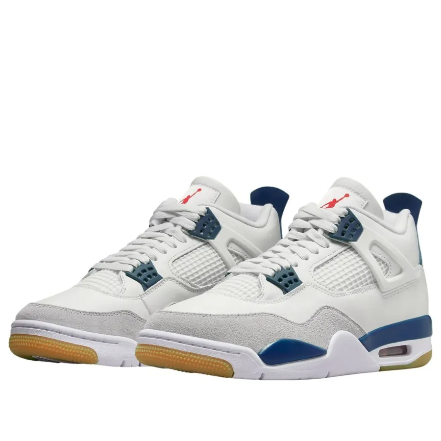 Air Jordan 4 Retro SB ‘White Navy’