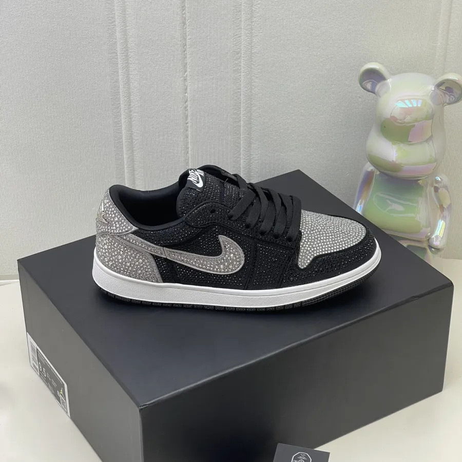 Jordan Air Jordan 1 X Swarovski