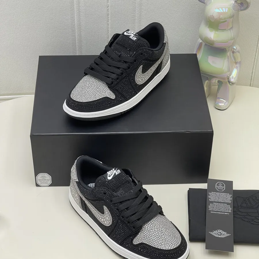 Jordan Air Jordan 1 X Swarovski