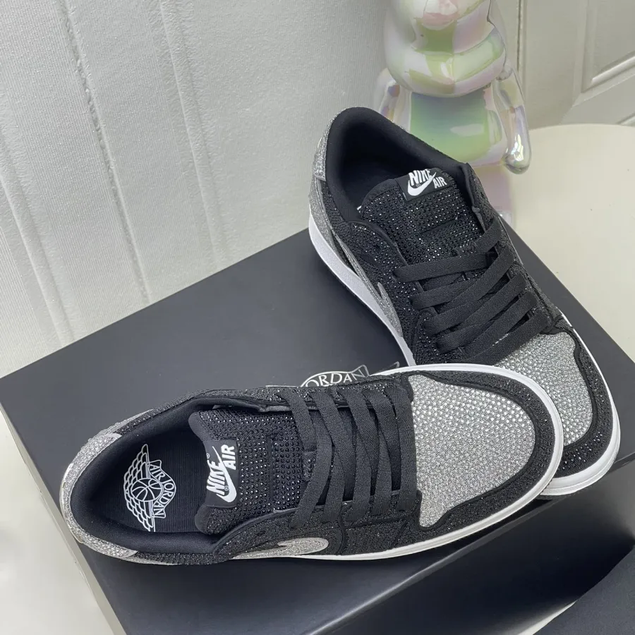 Jordan Air Jordan 1 X Swarovski