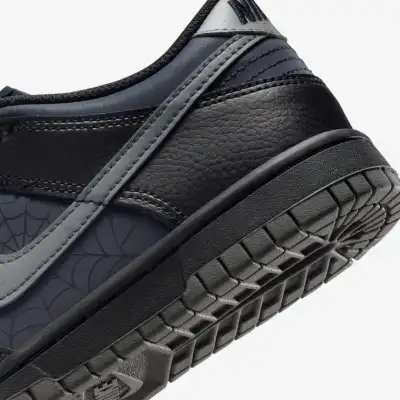 Nike Dunk Low “Black Symbiote“