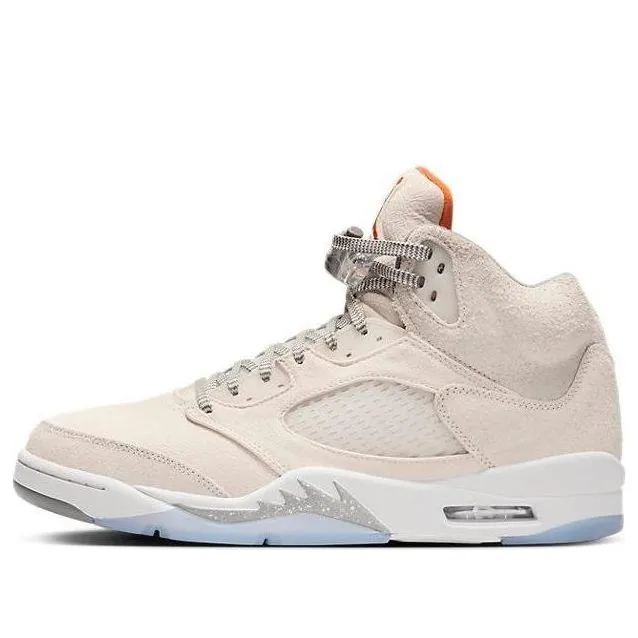 Air Jordan 5 Retro SE ‘Craft Light Orewood Brown’